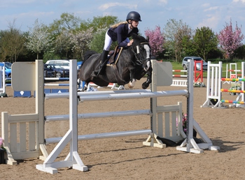 Lily Freeman Attwood Takes the Top Spot in The Stable Company HOYS 138cms Qualifier at Weston Lawns Equitation Centre